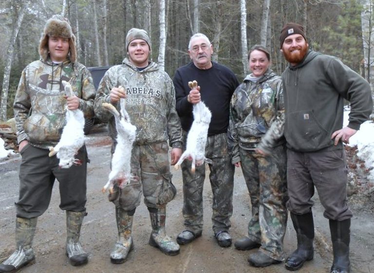 Maine Rabbit Hunts (Snowshoe Hare) Foggy Mountain Guide Service